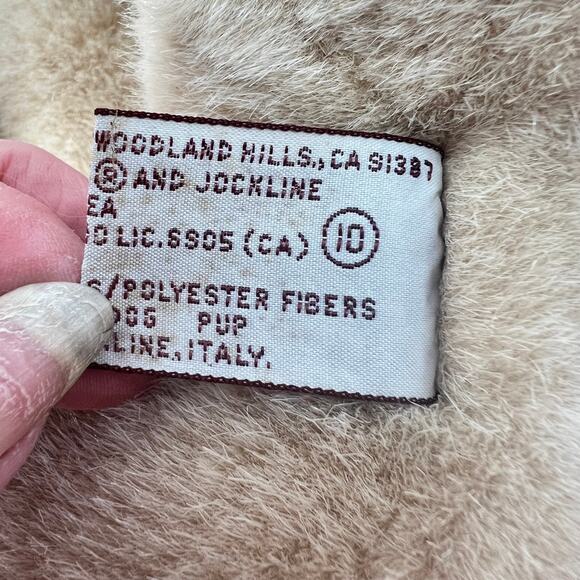 AVARTI Bulldog Pup With Boot Plush Toy Stuffed Animal - Picture 5 of 7